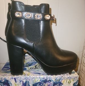 Juicy Couture Boots